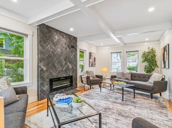 12 Garner St, Newton, MA 02459