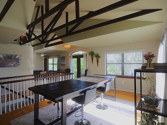 4th image of 3062 Beach Blvd S #2
