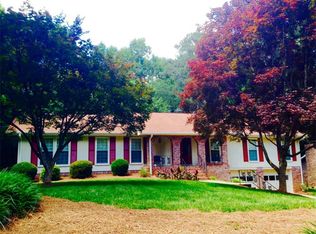3381 Camelot Dr, Marietta, GA 30062