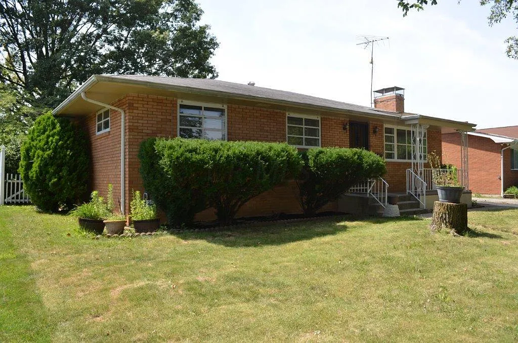 1201 Pierce Ave photo 1