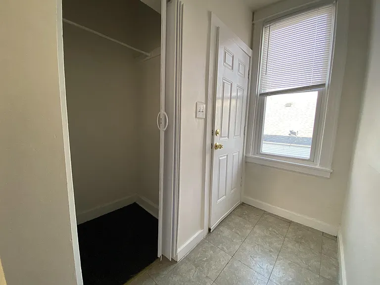 4351 S Honore St #2-F — Photo 16