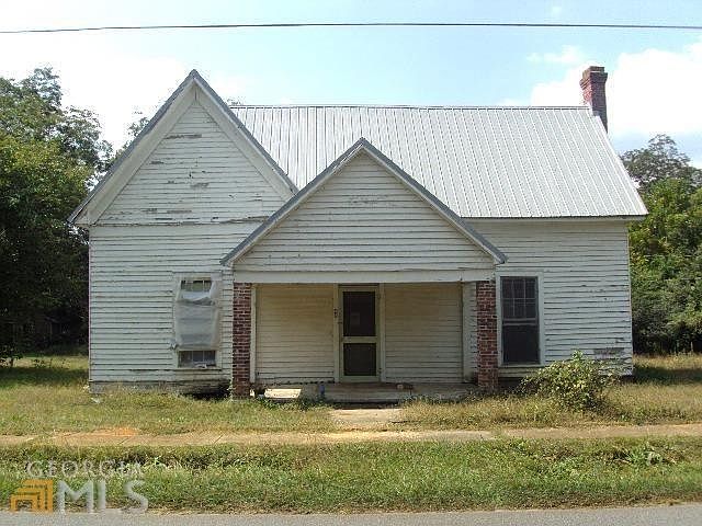1st image of 88 College St