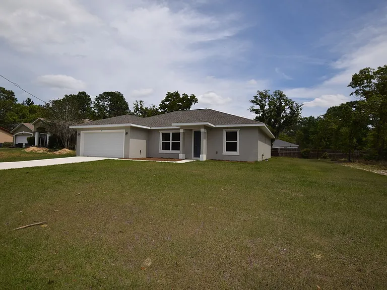21 Olive Cir — Photo 1