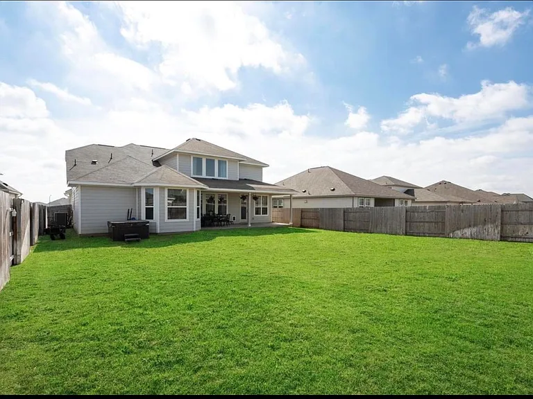 311 Bear Oak St — Photo 23