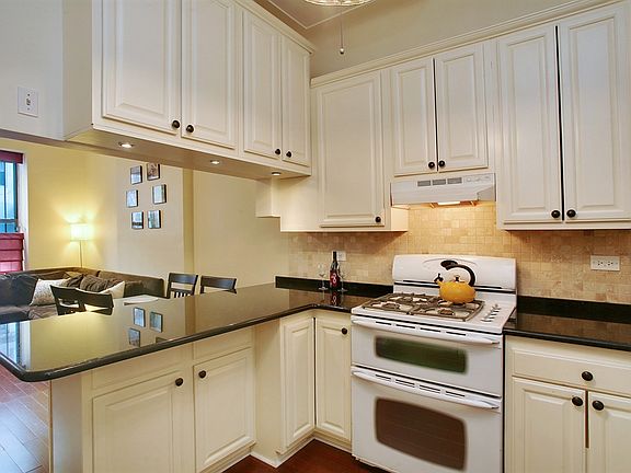 2nd image of 242 W 104th St APT 1EF