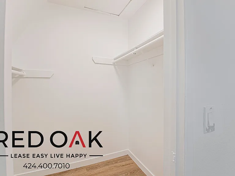 11051 Barnwall St #10 — Photo 23