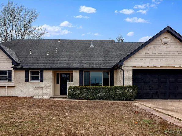 9018 E 38th St, Tulsa, OK 74145