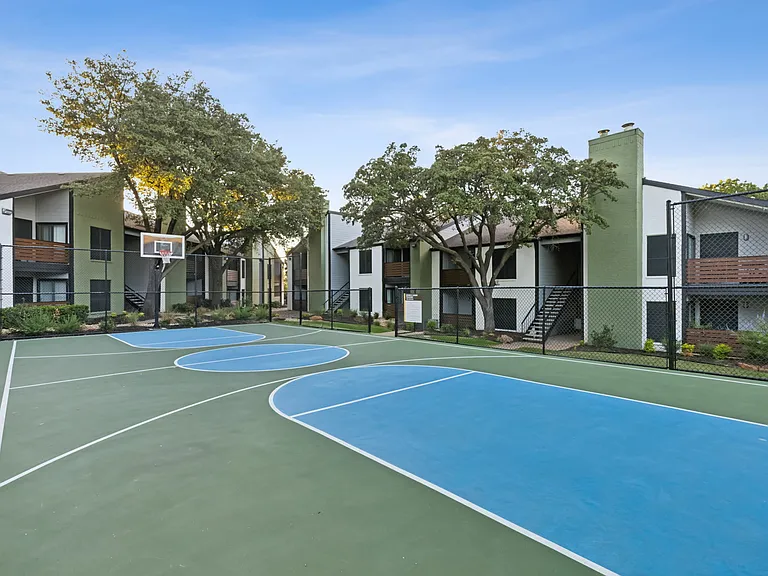 The Reid Apartments — Photo 17