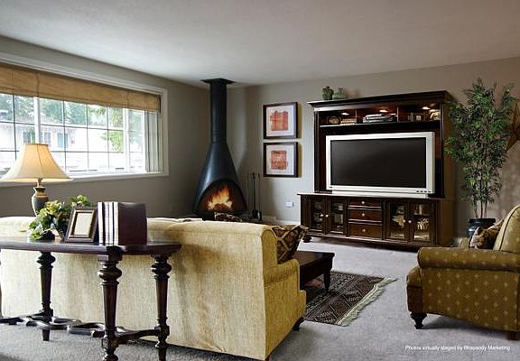 3rd image of 14322 NE 7th Pl
