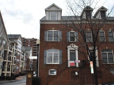 2404 14th St N, Arlington, VA, 22201
