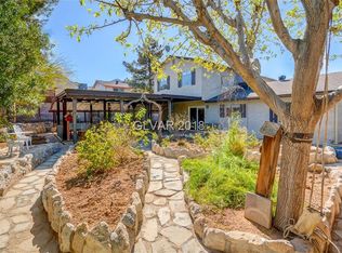 6352 Moonglow Dr, Las Vegas, NV 89156