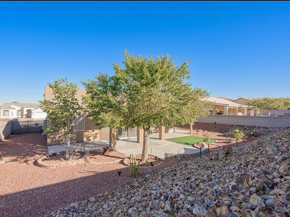 1st image of 2792 La Paloma Dr