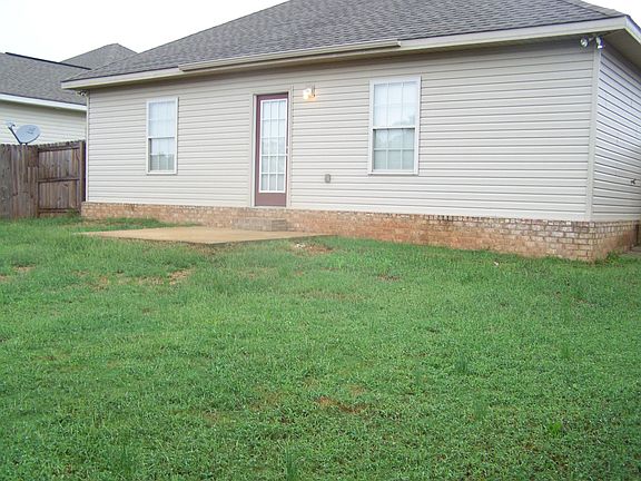 4th image of 381 Split Rail Dr