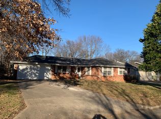 1255 E Gretna St, Springfield, MO 65804