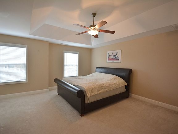 3rd image of 5215 Montine Way