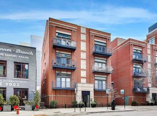 321 N Jefferson St APT 401, Chicago, IL 60661