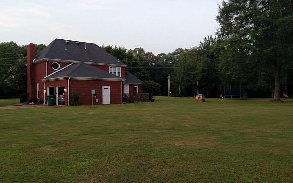 Extremely large side yard