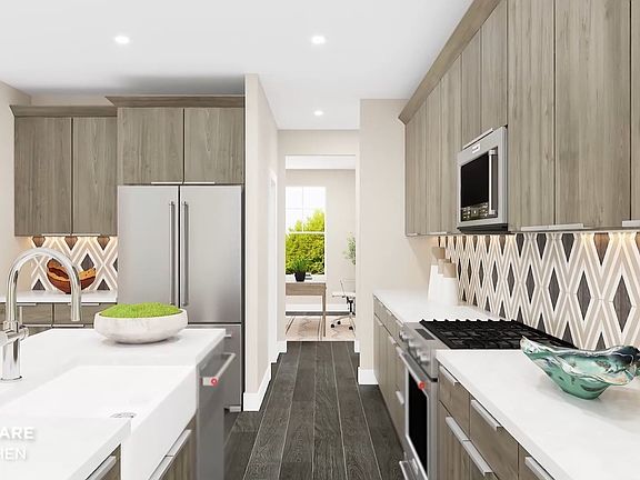 5th image of 445 Tomlinson Pointe Lot 14