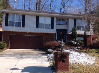 307 Woodbridge Dr, Charleston, WV 25311