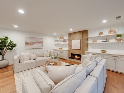 401 Dunbarton Cir, Sacramento, CA, 95825