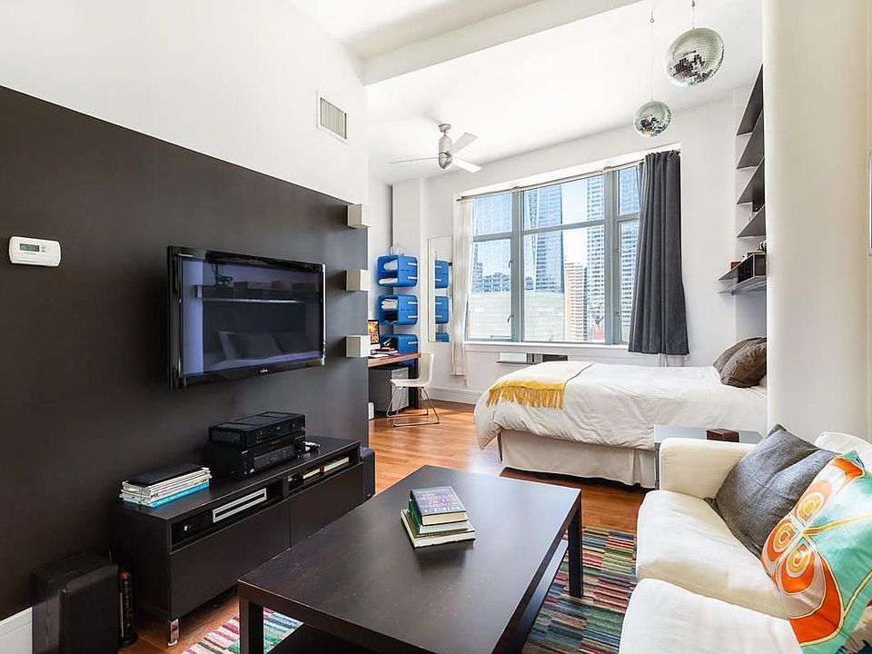 1st image of 120 Greenwich St APT 11B