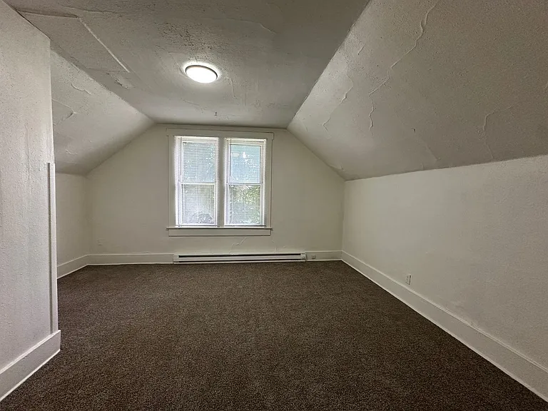 514 E 10th Ave — Photo 5