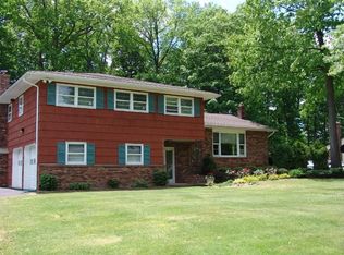 26 Ridge Rd, Succasunna, NJ 07876