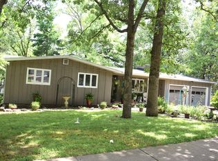 411 Cottage Ln, Neosho, MO 64850