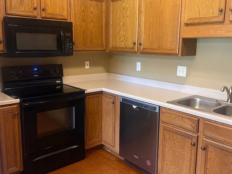 3441 Lexann Ln — Photo 7