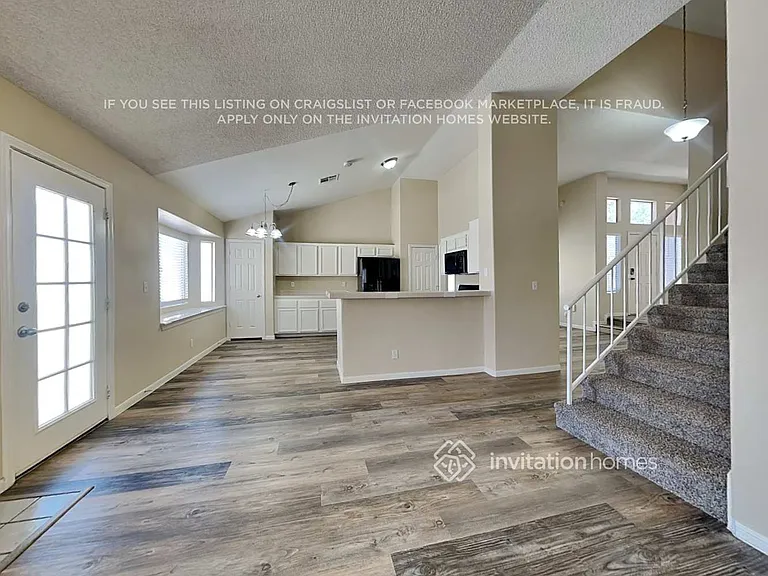 7368 Atwood Ave — Photo 10