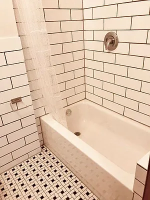 Rented by Warren T Real Estate Corp. | media 21
