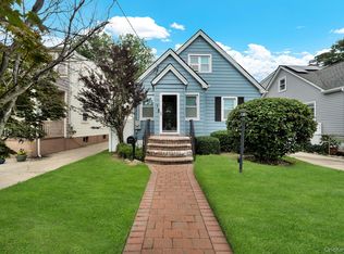 19 Westmoreland Road, Merrick, NY 11566