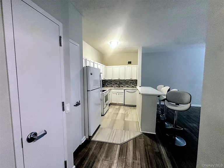 221 Beach 80th St #80-1G — Photo 3