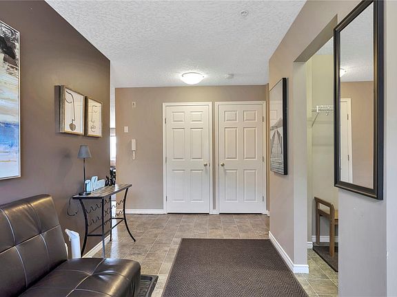 4th image of 1201 Henry Rd #407