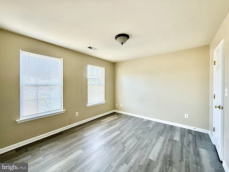 6002 Bush Ct — Photo 17