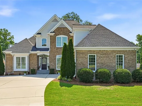 2808 Rosebud Rd, Loganville, GA 30052