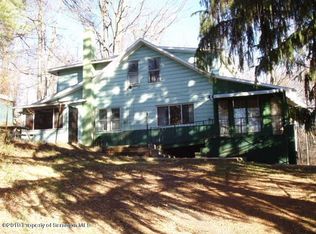 440 Lake Rd, Lake Winola, PA 18625