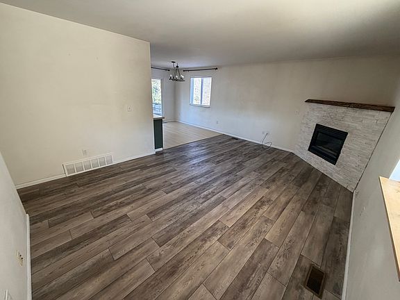 2nd image of 505 Broadview Dr
