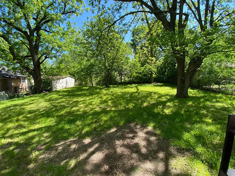 1006 W Owing St — Photo 4
