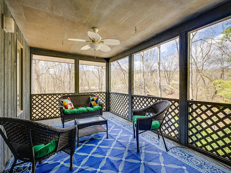5009 Emerald Dr — Photo 40