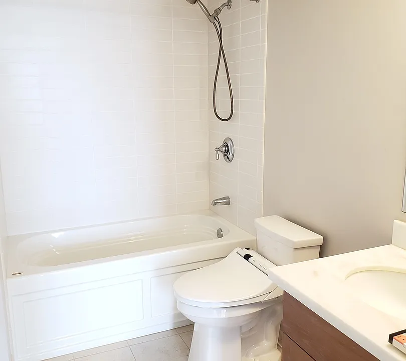 1009 Kapiolani Blvd #2205