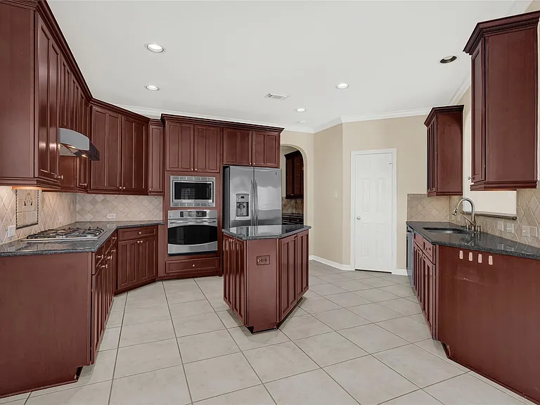 3906 Point Cuero Ct — Photo 9
