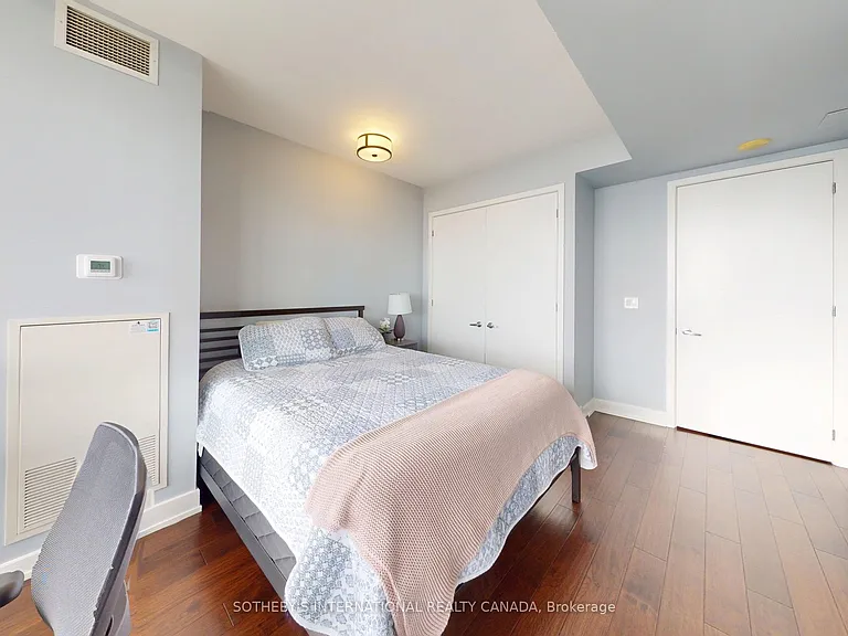 33 Lombard St #4204 — Photo 24