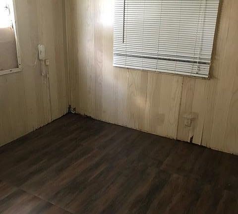 3rd image of 4425 Hitzing Ave