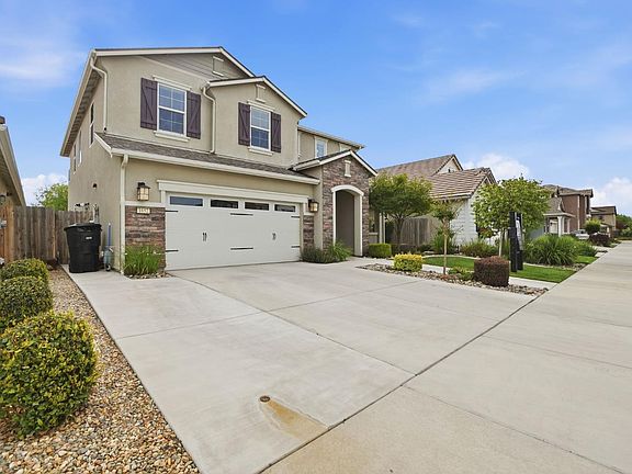 4th image of 1652 Cady Ln