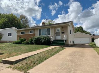 4414 Stone Dr, Erie, PA 16509