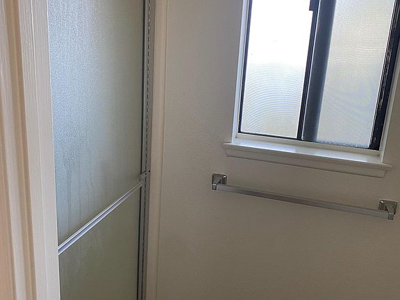 4th image of 104 W Aliso St #0