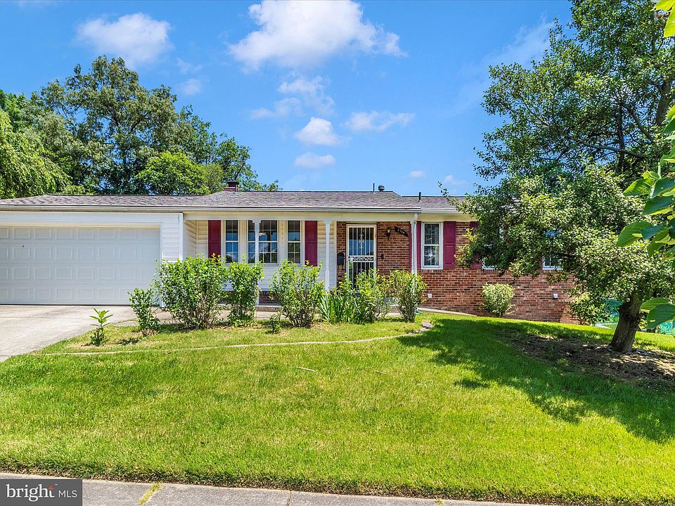 1st image of 2704 Lackawanna Pl