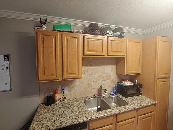 3rd image of 8630 Glen Meadow Ln