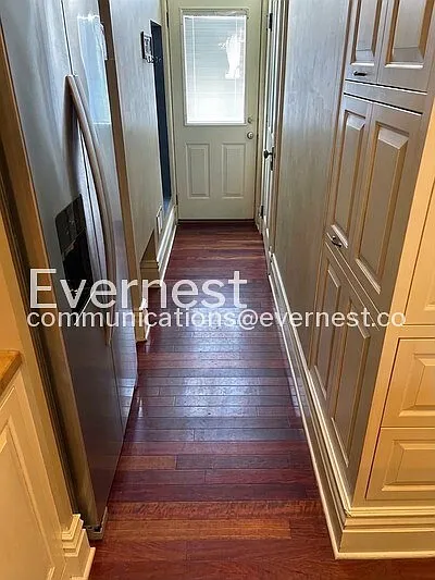 112 Hanford St #A — Photo 9